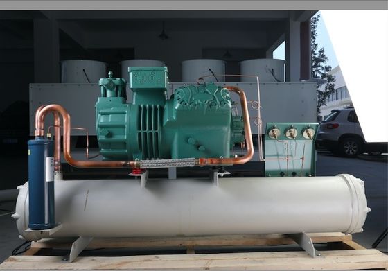 A água do compressor de  refrigerou o ODM de condensação da unidade